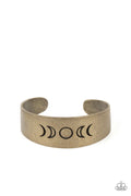 Paparazzi ♥ Lunar Effect - Brass ♥ Bracelet