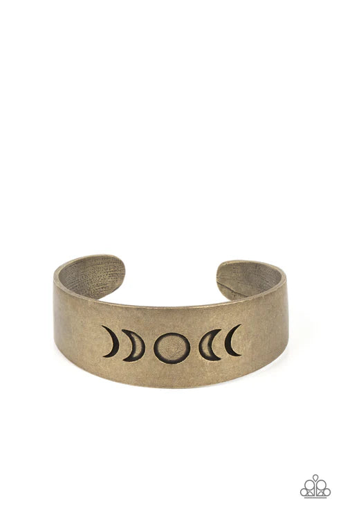 Paparazzi ♥ Lunar Effect - Brass ♥ Bracelet