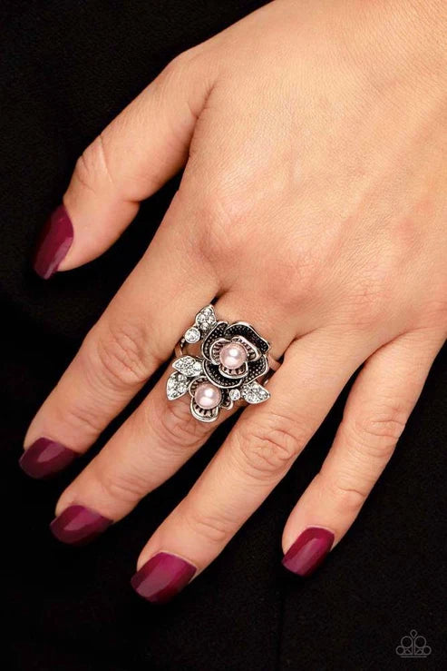 Paparazzi ♥ Fine-BLOOMING - Pink ♥ Ring