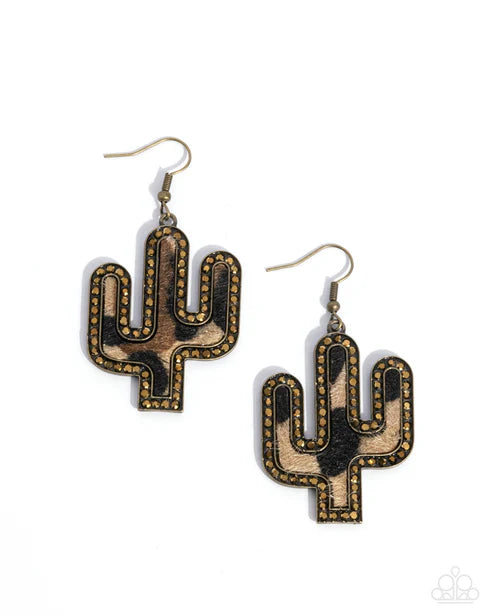 Paparazzi ♥ Western Worth - Brass ♥ Earrings