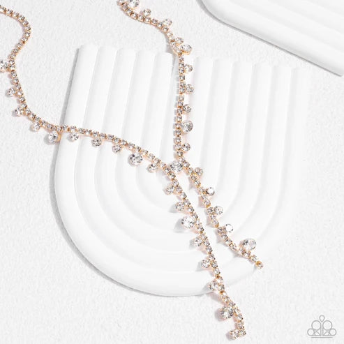 Paparazzi ♥ Glittery Getaway - Gold ♥ Necklace