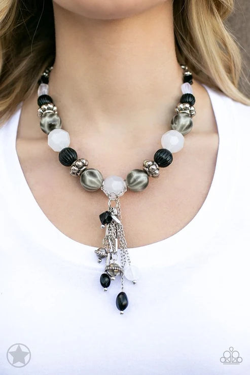 Paparazzi ♥ Break A Leg! - Black ♥ Necklace