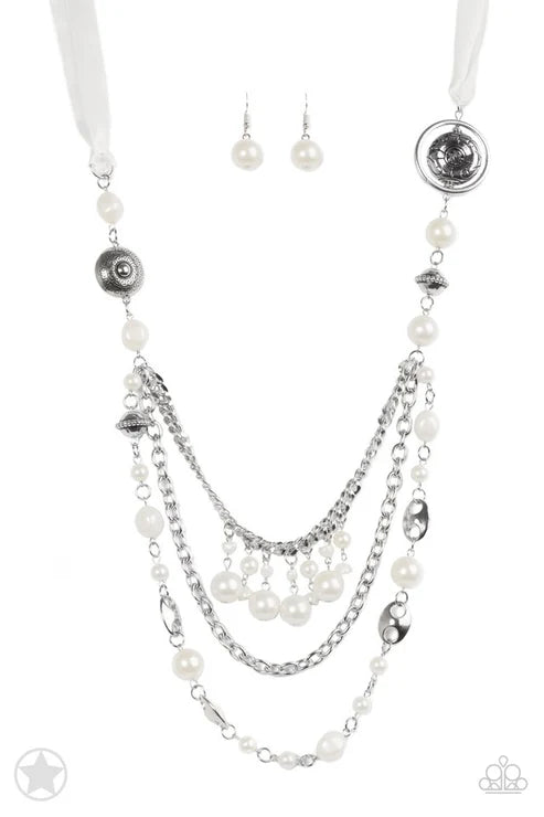 Paparazzi ♥ All The Trimmings - Ivory ♥ Necklace