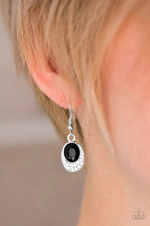 Paparazzi ♥ As Humanly POSH-ible - Black ♥ Earrings