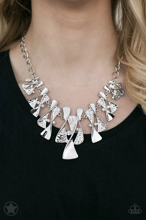 Paparazzi ♥ The Sands of Time - Silver ♥ Necklace