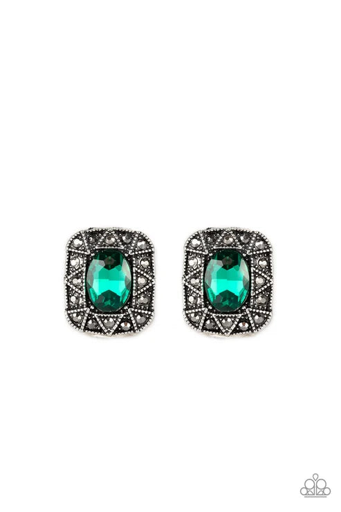 Paparazzi ♥ Young Money - Green ♥ Post Earrings