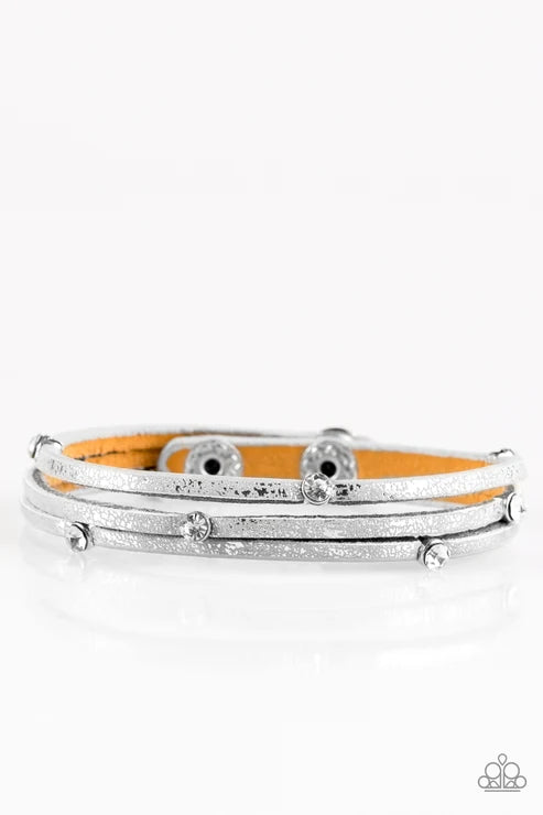 Paparazzi ♥ Drop A SHINE - Silver ♥ Bracelet