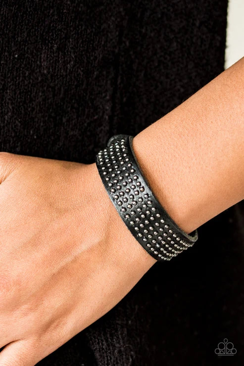 Paparazzi ♥ Road Pilot - Black ♥ Bracelet