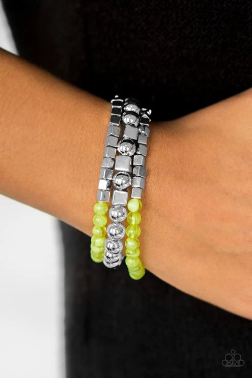 Paparazzi ♥ Take Shape - Green ♥ Bracelet