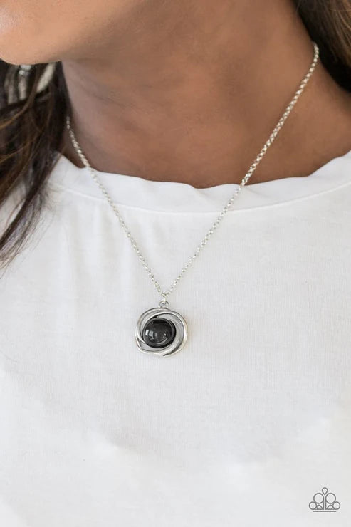 Paparazzi ♥ Ripple Effect - Black ♥ Necklace