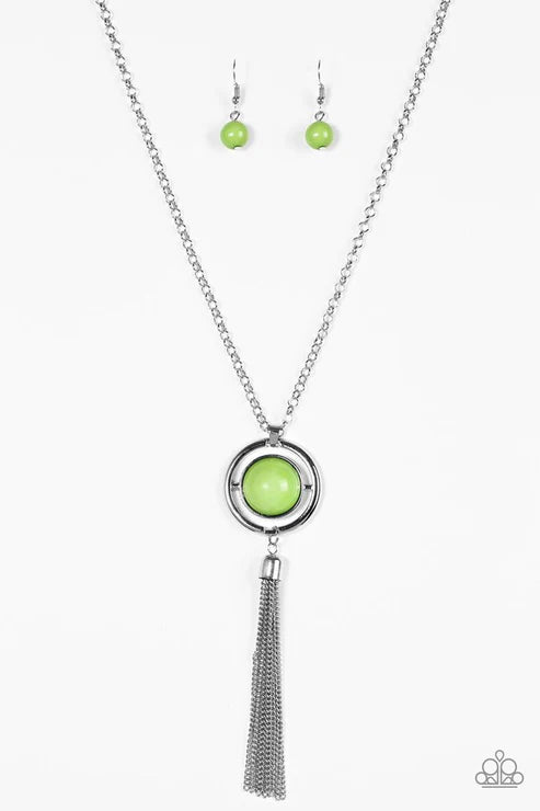 Paparazzi ♥ Always Front and Center - Green ♥ Necklace