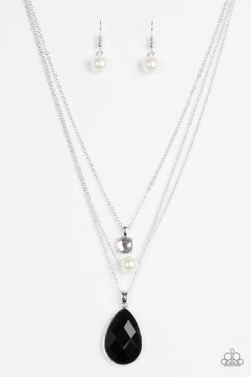 Paparazzi ♥ Midnight Martinis - Black ♥ Necklace