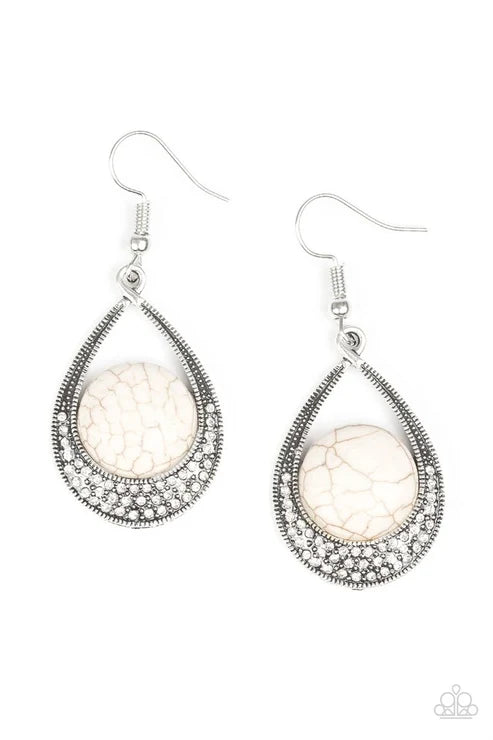 Paparazzi ♥ Richly Rio Rancho - White ♥ Earrings