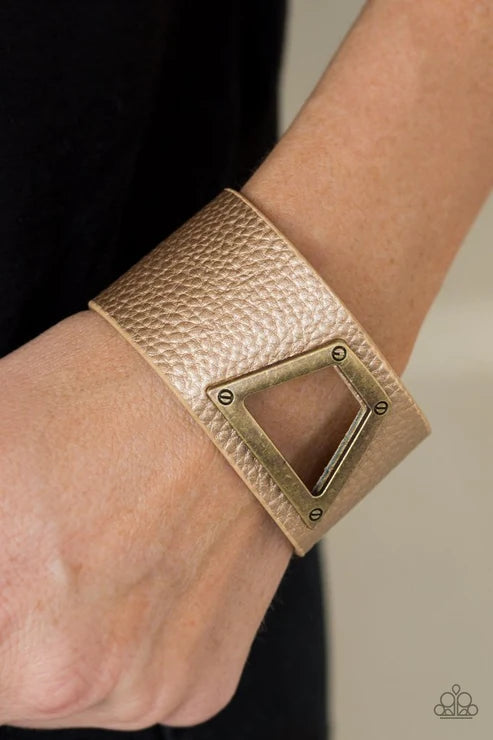 Paparazzi ♥ Power Play - Brass ♥ Bracelet