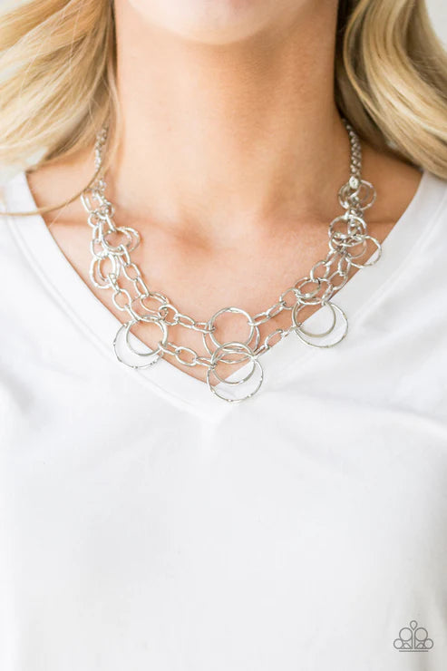 Paparazzi ♥ Urban Center - Silver ♥ Necklace
