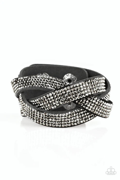 Paparazzi ♥ Nice Girls Finish Last - Black ♥ Bracelet