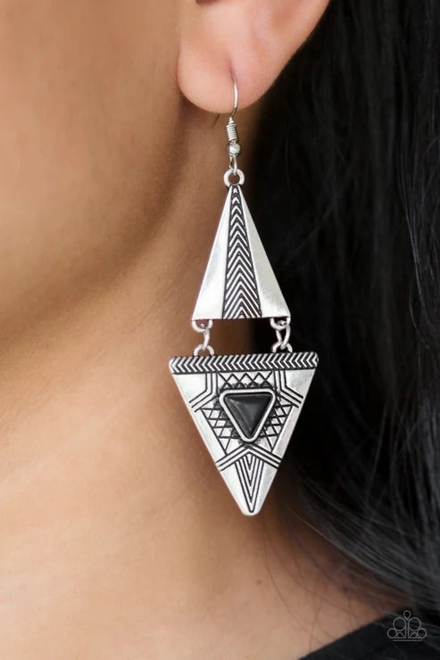 Paparazzi ♥ El Paso Edge - Black ♥ Earrings