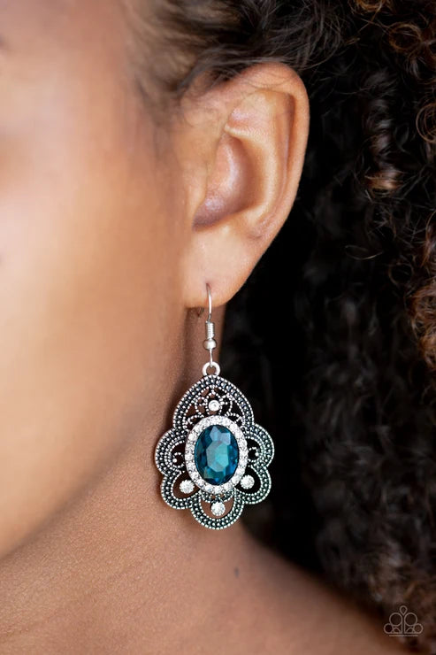 Paparazzi ♥ Reign Supreme - Blue ♥ Earrings