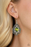 Paparazzi ♥ Reign Supreme - Green ♥ Earrings