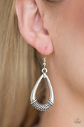 Paparazzi ♥ Trending Texture - Silver ♥ Earrings