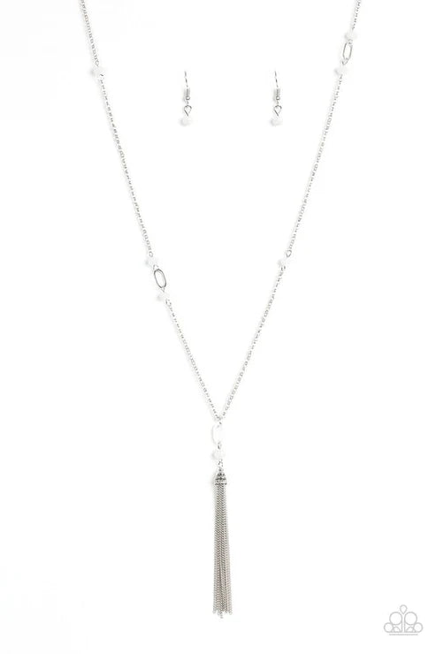Paparazzi ♥ Vienna Voyage - White ♥ Necklace