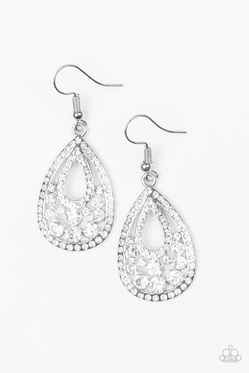 Paparazzi ♥ Sparkling Stardom - White ♥ Earrings