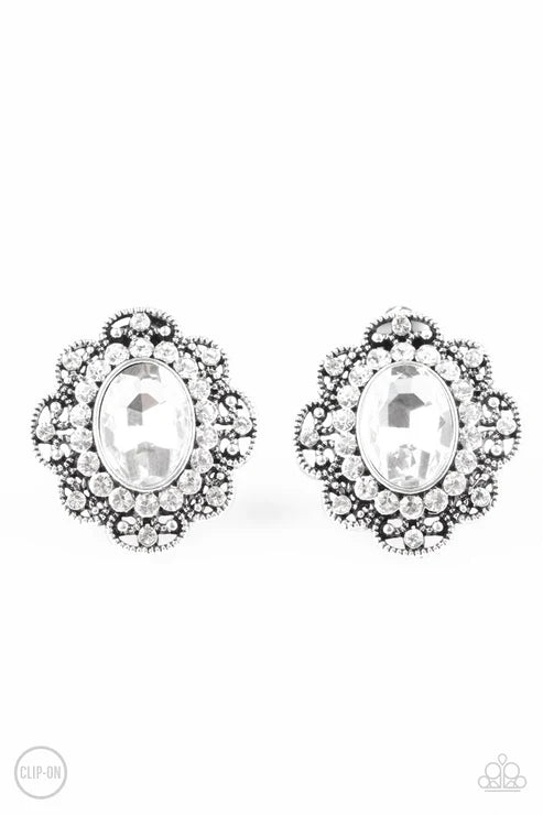 Paparazzi ♥ Dine and Dapper - White ♥ Clip-On