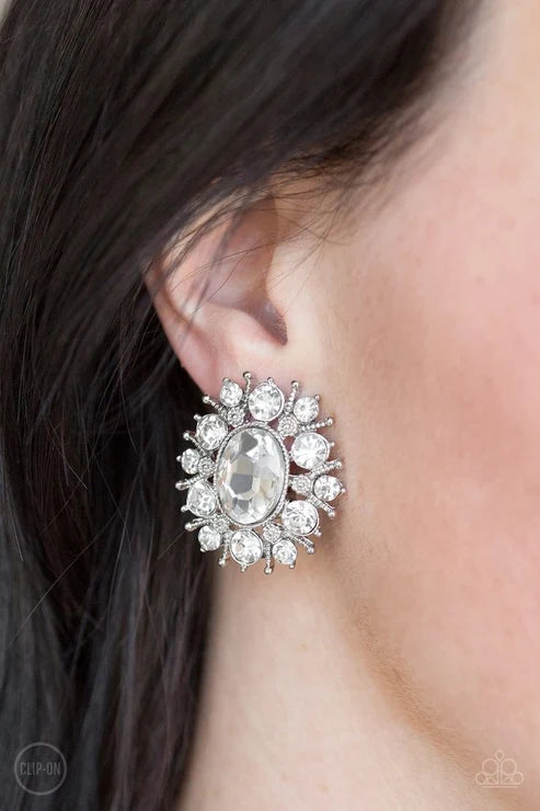 Paparazzi ♥ Serious Star Power - White ♥ Clip-On
