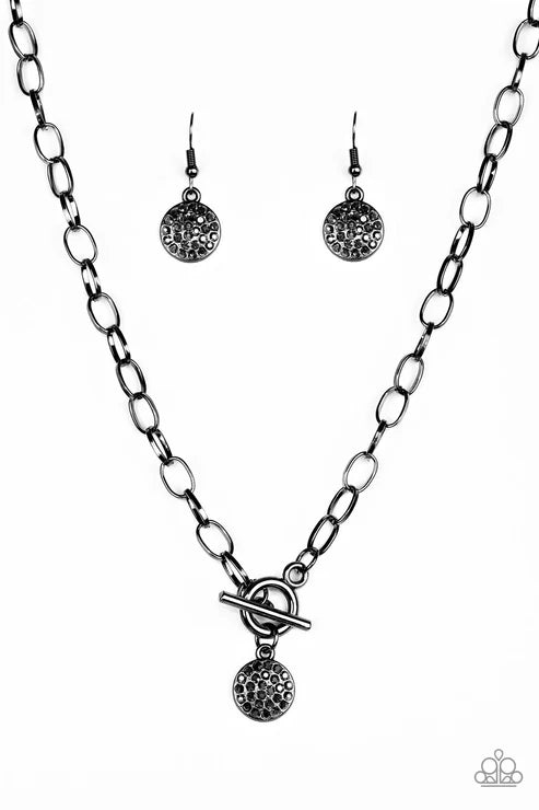 Paparazzi ♥ Sorority Sisters - Black ♥ Necklace