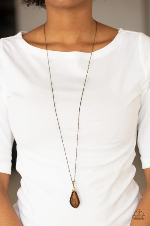 Paparazzi ♥ Friends In GLOW Places - Brass ♥ Necklace