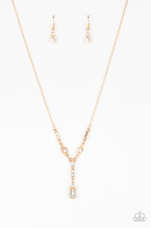 Paparazzi ♥ Diva Dazzle - Gold ♥ Necklace