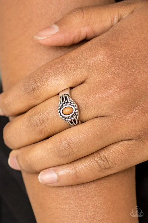 Paparazzi ♥ Right On TREK - Brown ♥ Ring