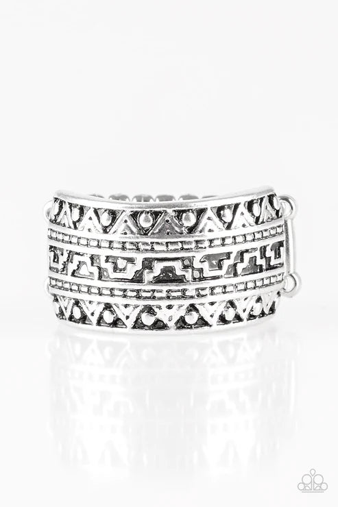 Paparazzi ♥ Textile Triumph - Silver ♥ Ring