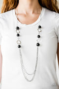 Paparazzi ♥ Its About SHOWTIME! - Black ♥ Necklace