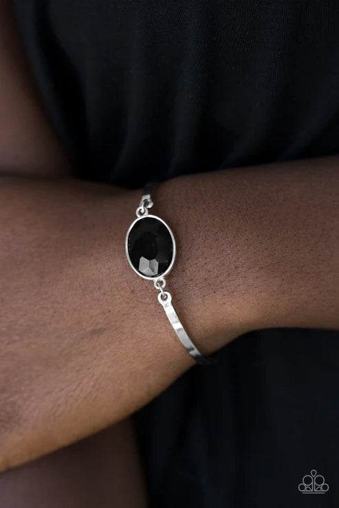 Paparazzi ♥ Definitely Dashing - Black ♥ Bracelet