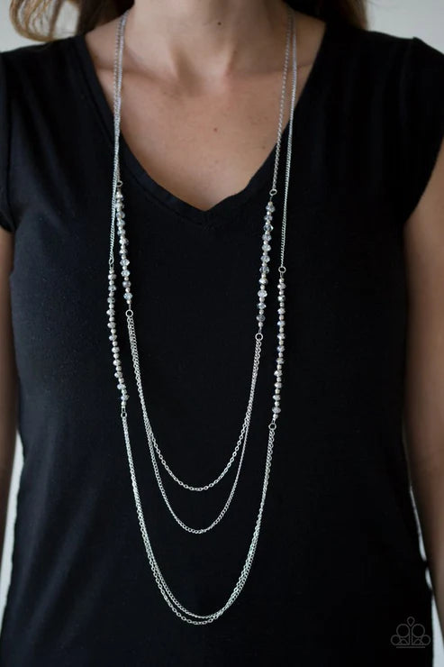 Paparazzi ♥ Shimmer Showdown - Silver ♥ Necklace