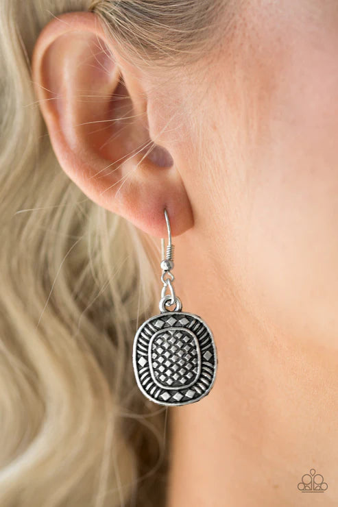 Paparazzi ♥ Prehistoric Powerhouse - Silver ♥ Necklace