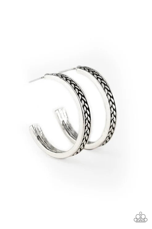 Paparazzi ♥ Rugged Retro - Silver ♥ Earrings