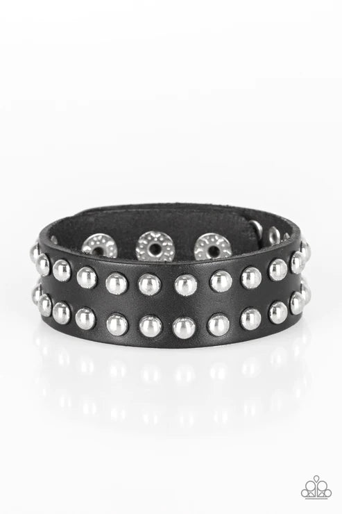 Paparazzi ♥ Biker Bold - Black ♥ Bracelet