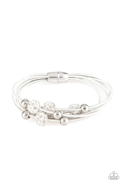 Paparazzi ♥ Marvelously Magnetic - White ♥ Bracelet