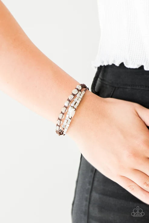 Paparazzi ♥ Trendy Tourist - White ♥ Bracelet