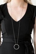 Paparazzi ♥ Center Of Attention - Black ♥ Necklace