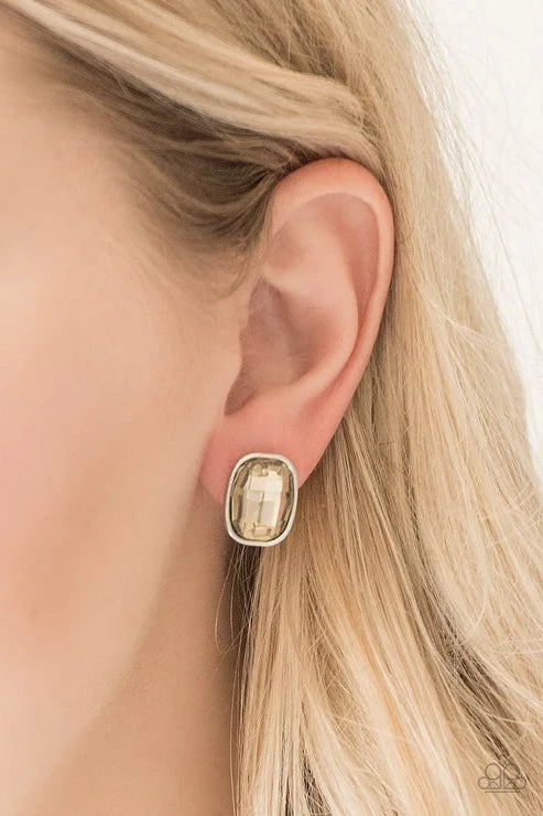 Paparazzi ♥ Incredibly Iconic - Brown ♥ Post Earrings