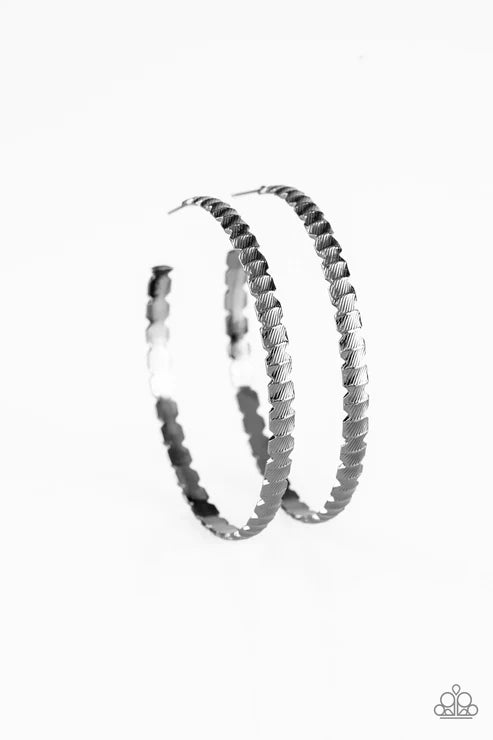 Paparazzi ♥ Totally Off The HOOP - Black ♥ Earrings