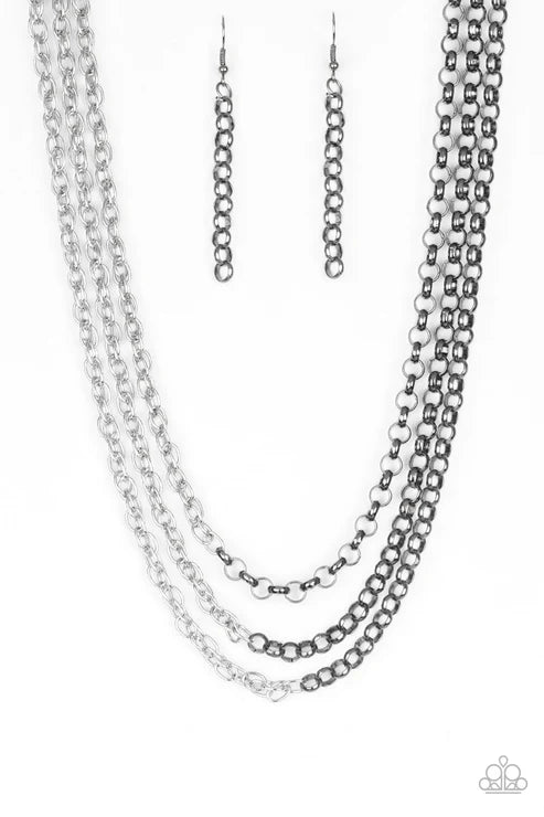Paparazzi ♥ Metro Madness - Black ♥ Necklace