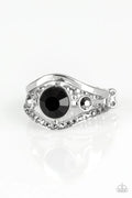 Paparazzi ♥ Rich With Richness - Black ♥ Ring