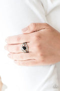 Paparazzi ♥ Rich With Richness - Black ♥ Ring