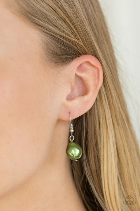 Paparazzi ♥ Lead Role - Green ♥ Necklace