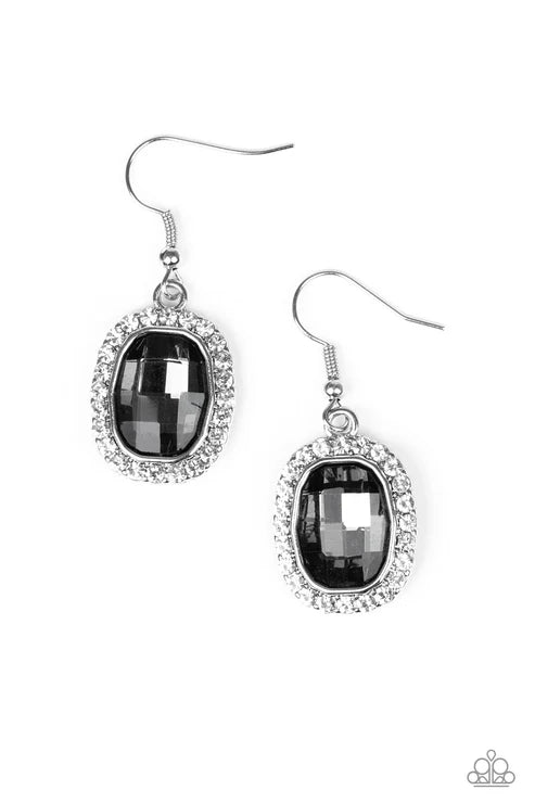 Paparazzi ♥ The Modern Monroe - Silver ♥ Earrings