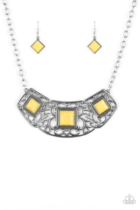 Paparazzi ♥ Feeling Inde-PENDANT - Yellow ♥ Necklace